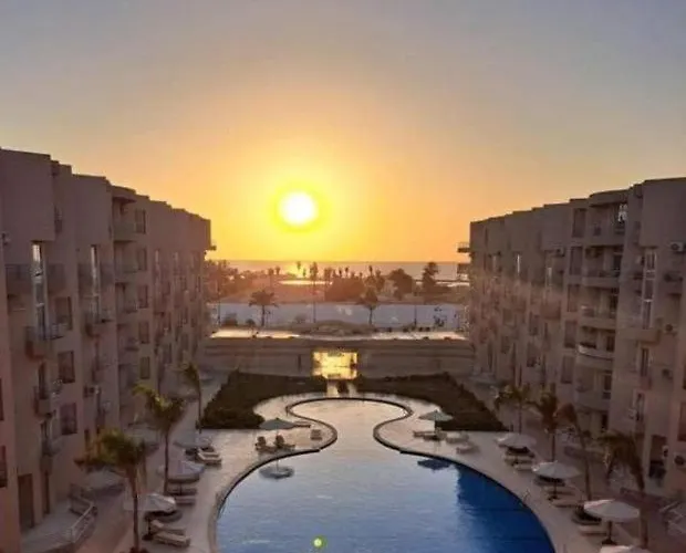 Split 2-bedroom Panorama Sv Wif Near Airport Апартаменты Хургада
