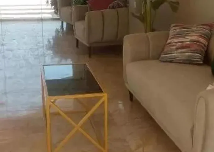 Split 2-bedroom Panorama Sv Wif Near Airport Хургада