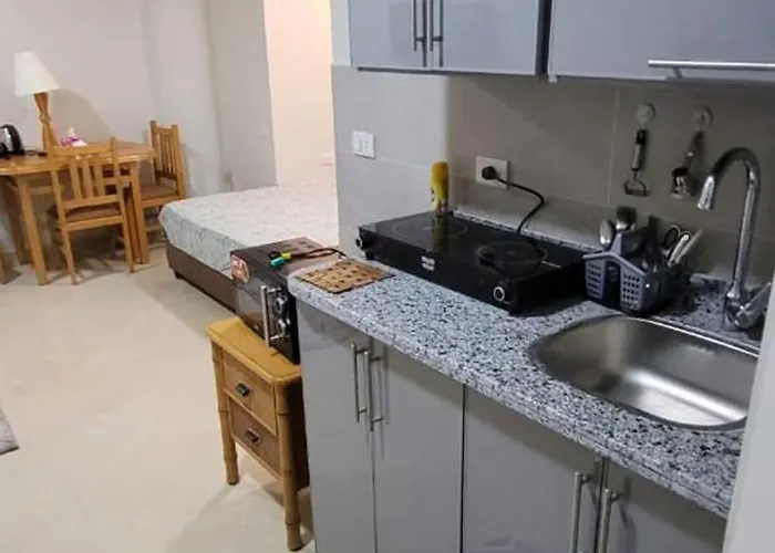 Split 2-bedroom Panorama Sv Wif Near Airport *