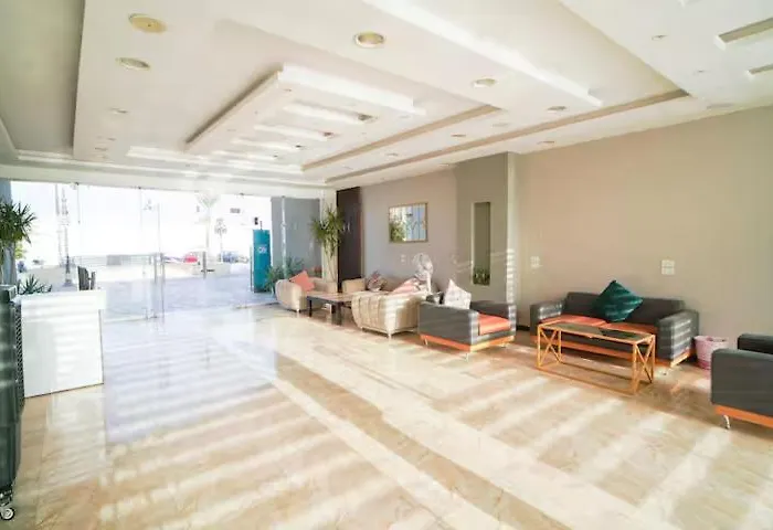 Split 2-bedroom Panorama Sv Wif Near Airport *