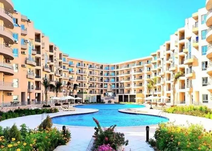 Split 2-bedroom Panorama Sv Wif Near Airport Hurghada