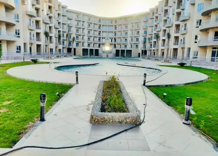 Split 2-bedroom Panorama Sv Wif Near Airport